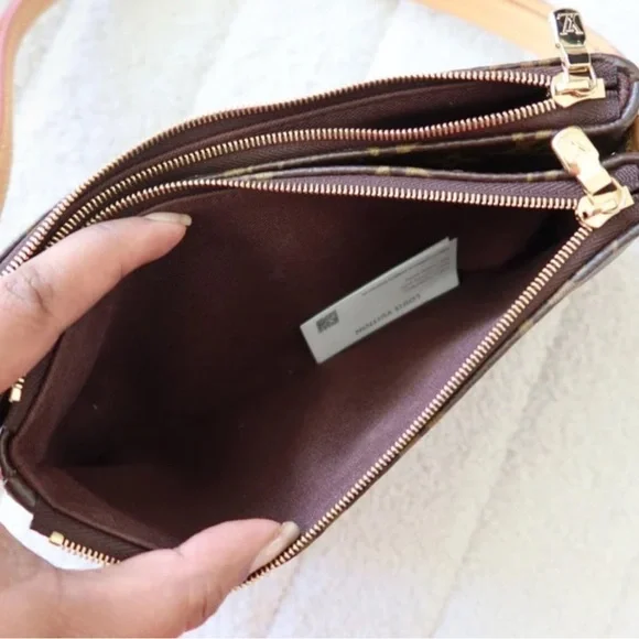 Louis Vuitton Brown Monogram Crossbody Bag with Gold Chain - Picture 4 of 5